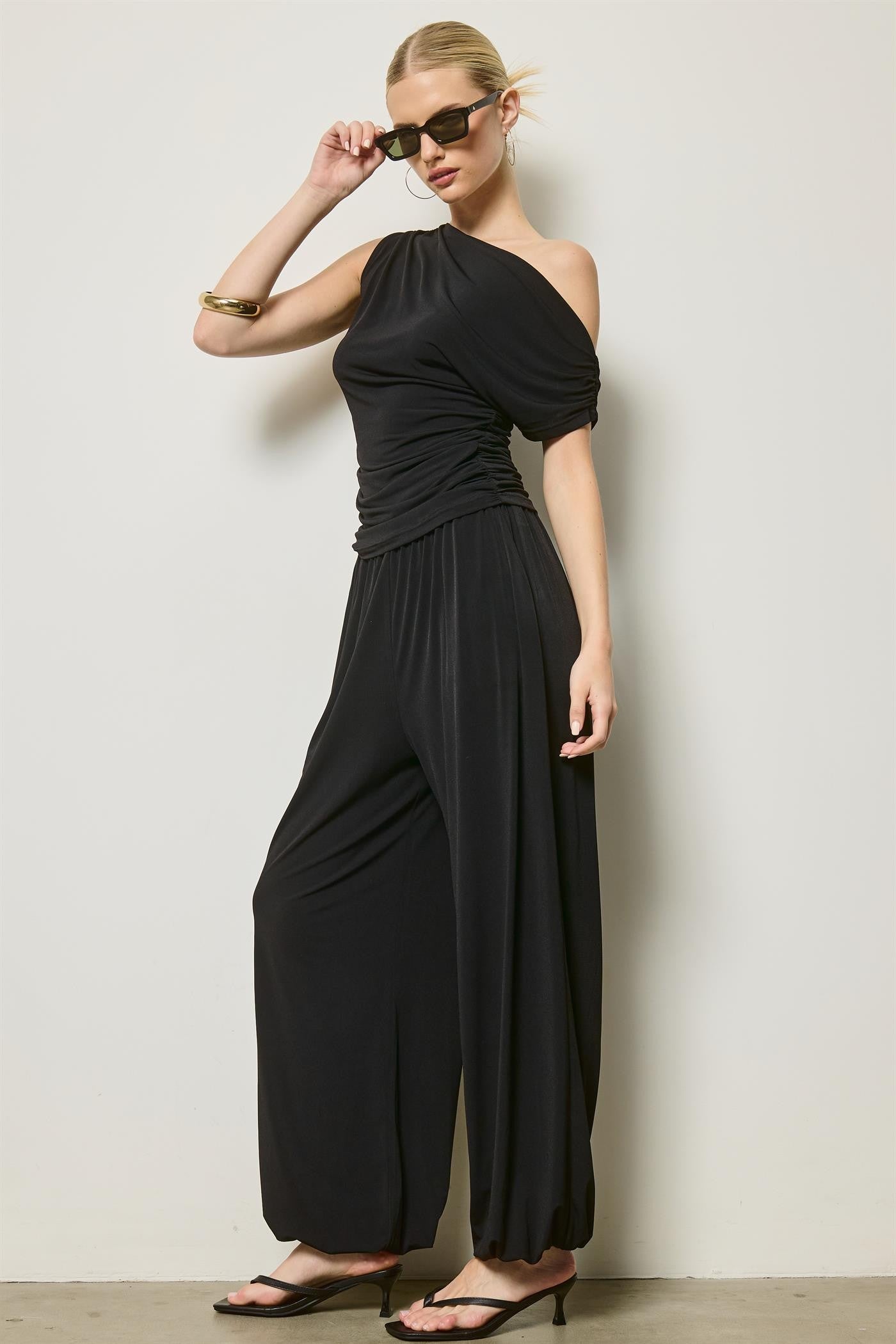 2535 Black Mesh Set