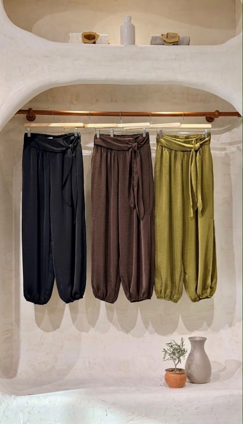 2611 Made In Italy Onesize Satin Aladdin Pant