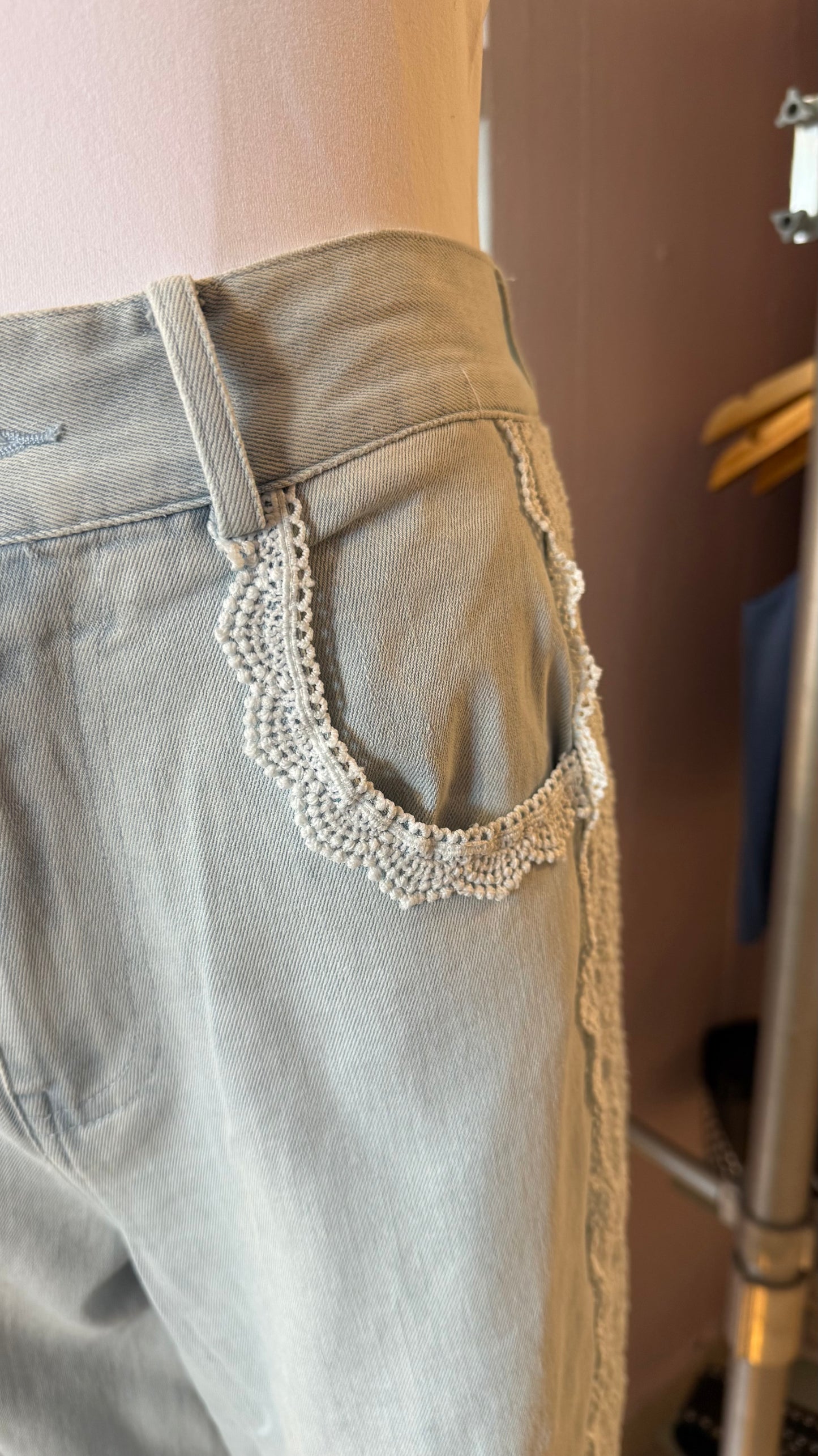 2428 Denim Lace Barrel Pant
