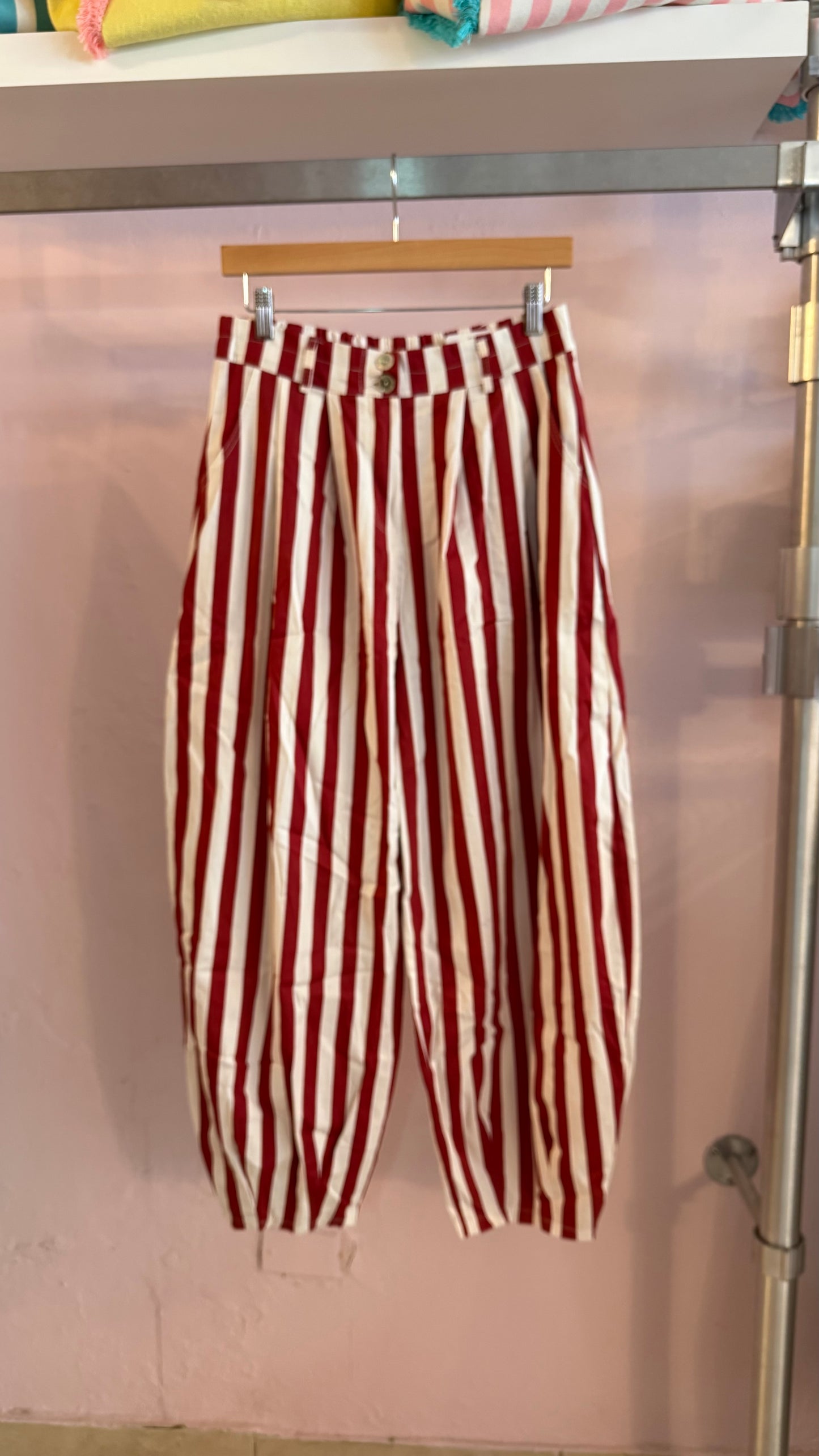 2392 Italian Striped Barrel Pant