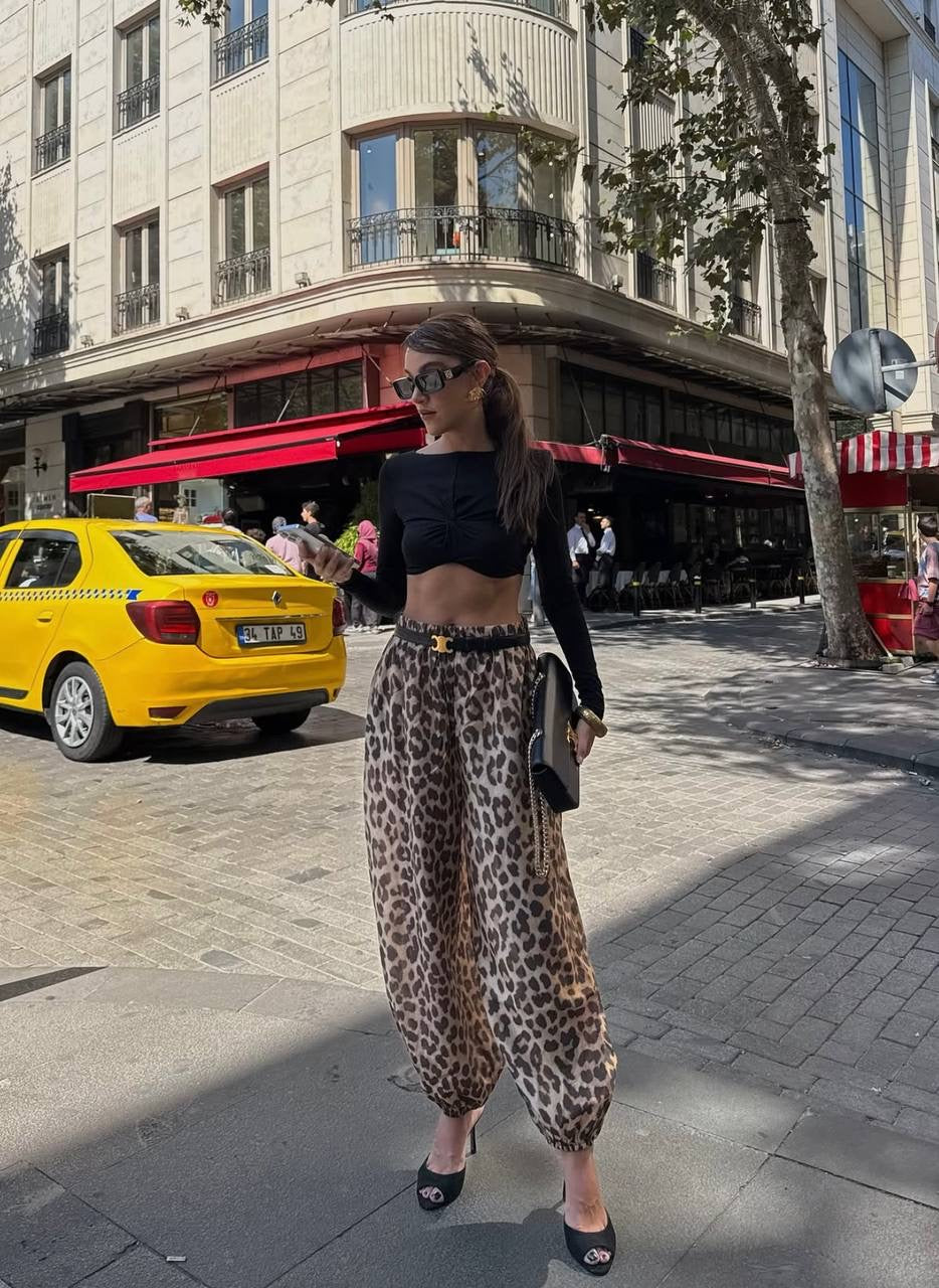 1821 Leopard Print Aladdin Pant