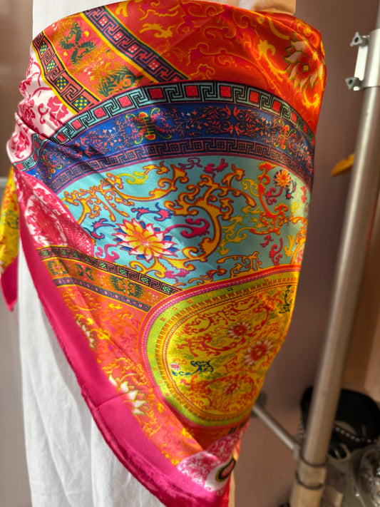 2406 Scarf 30"x30"