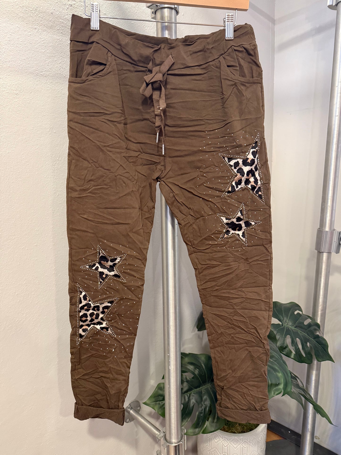 Animal Print Stars Onesize Studded Jogger Pant