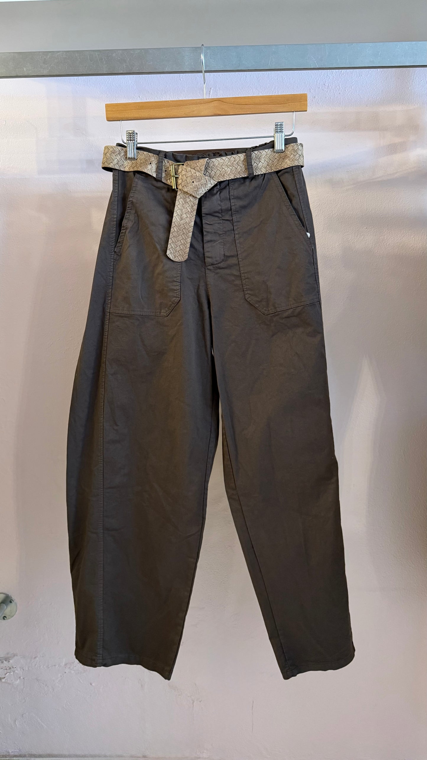 2598 Made In Italy Barrel Pant With Belt