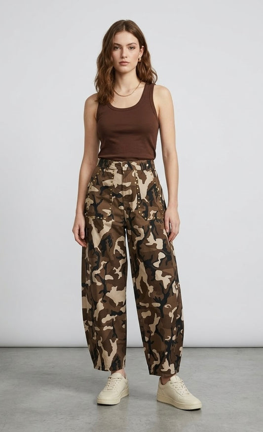 2728 Maid In Italy Studded Camo Barrel Pant