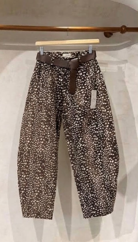 2705 Made In Italy Chocolate Bambi Barrel Pant