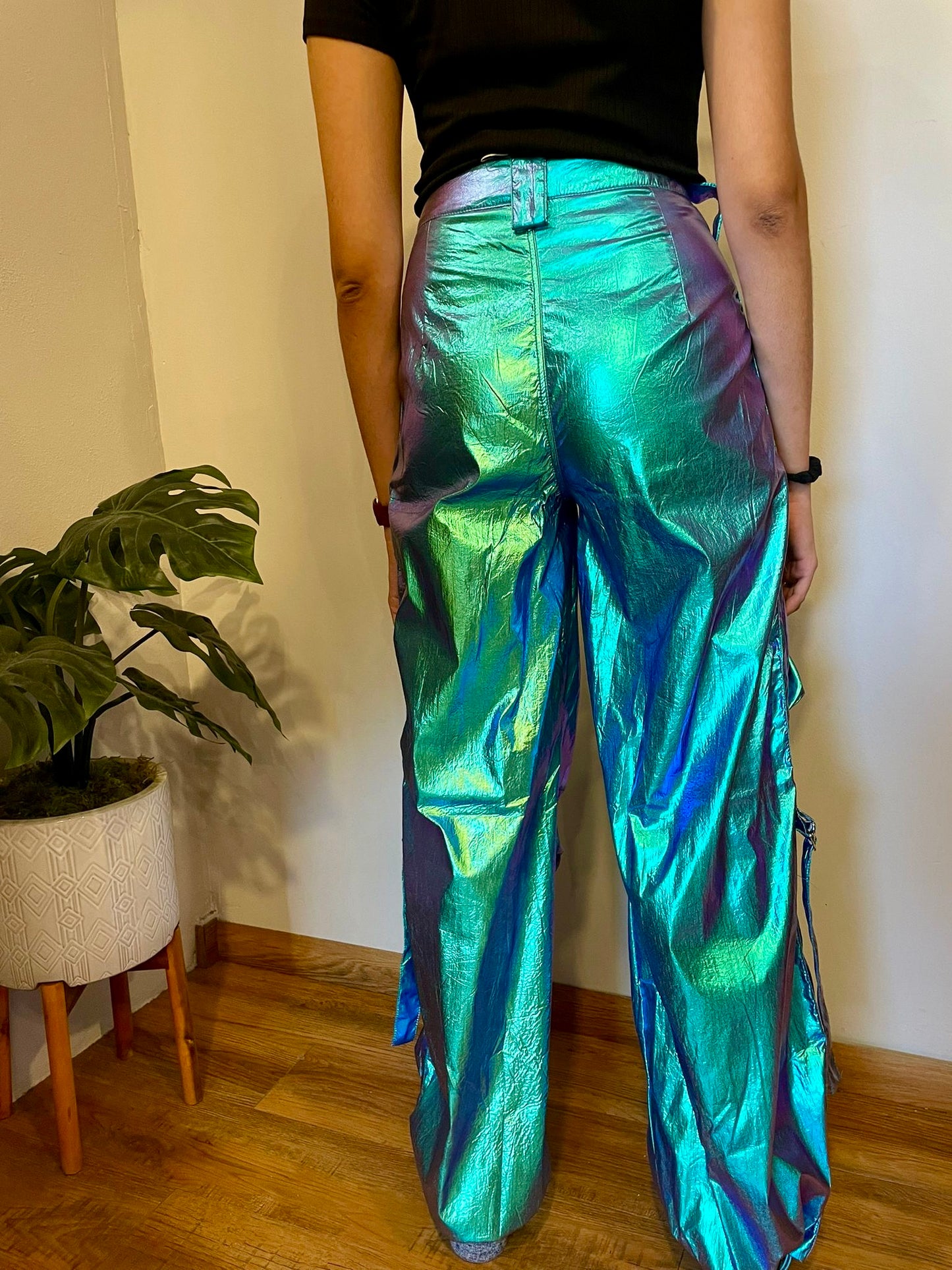 1021 Parachute Metallic Cargo Pant