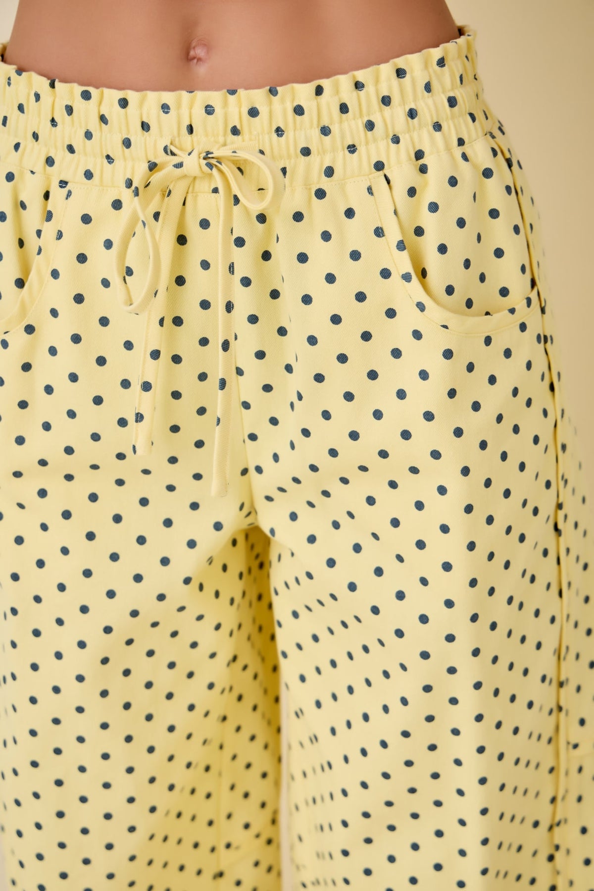 2569 Mini Polka Dots Barrel Pant