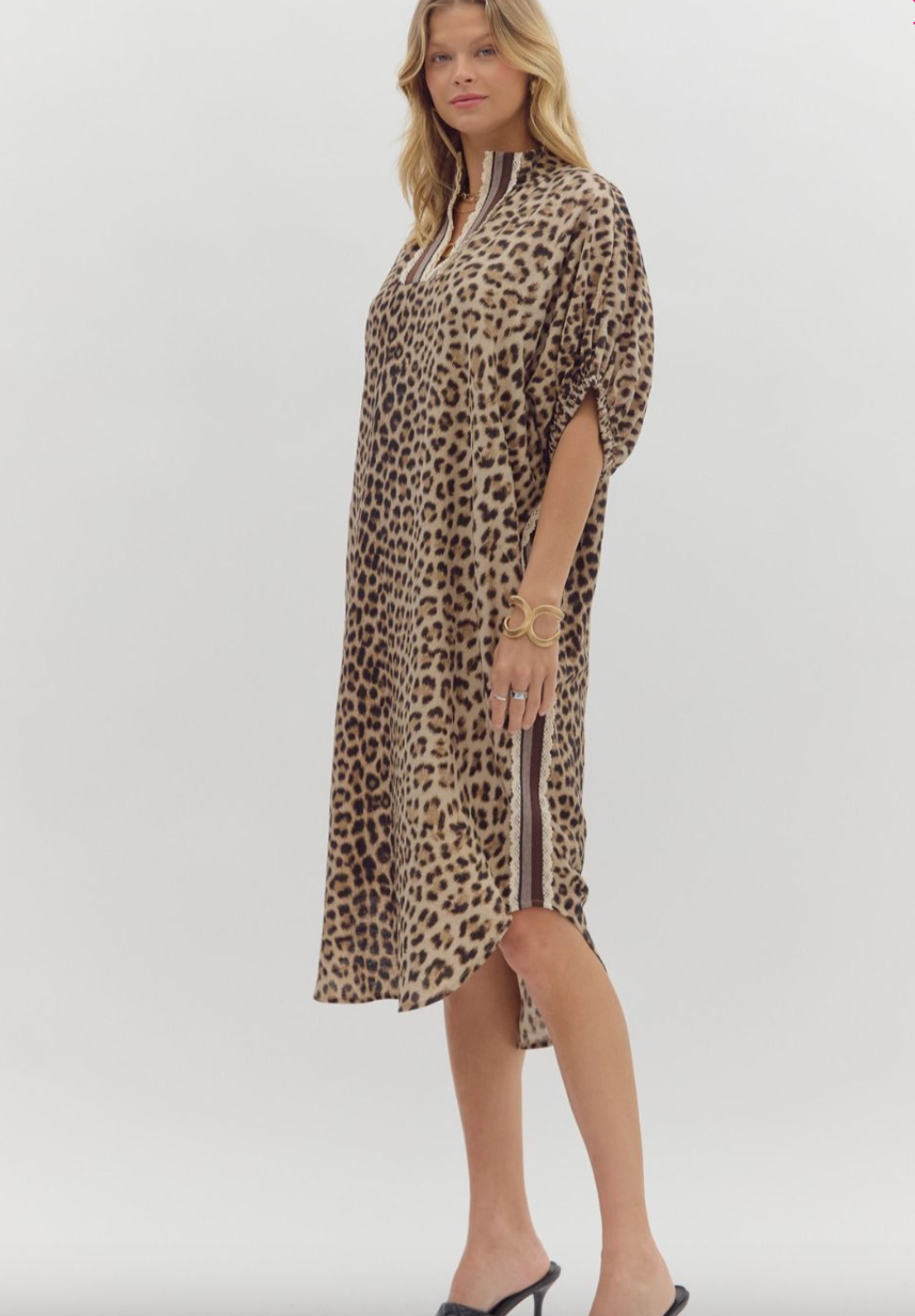 1674 Leopard Track Lines Collar Midi Dress