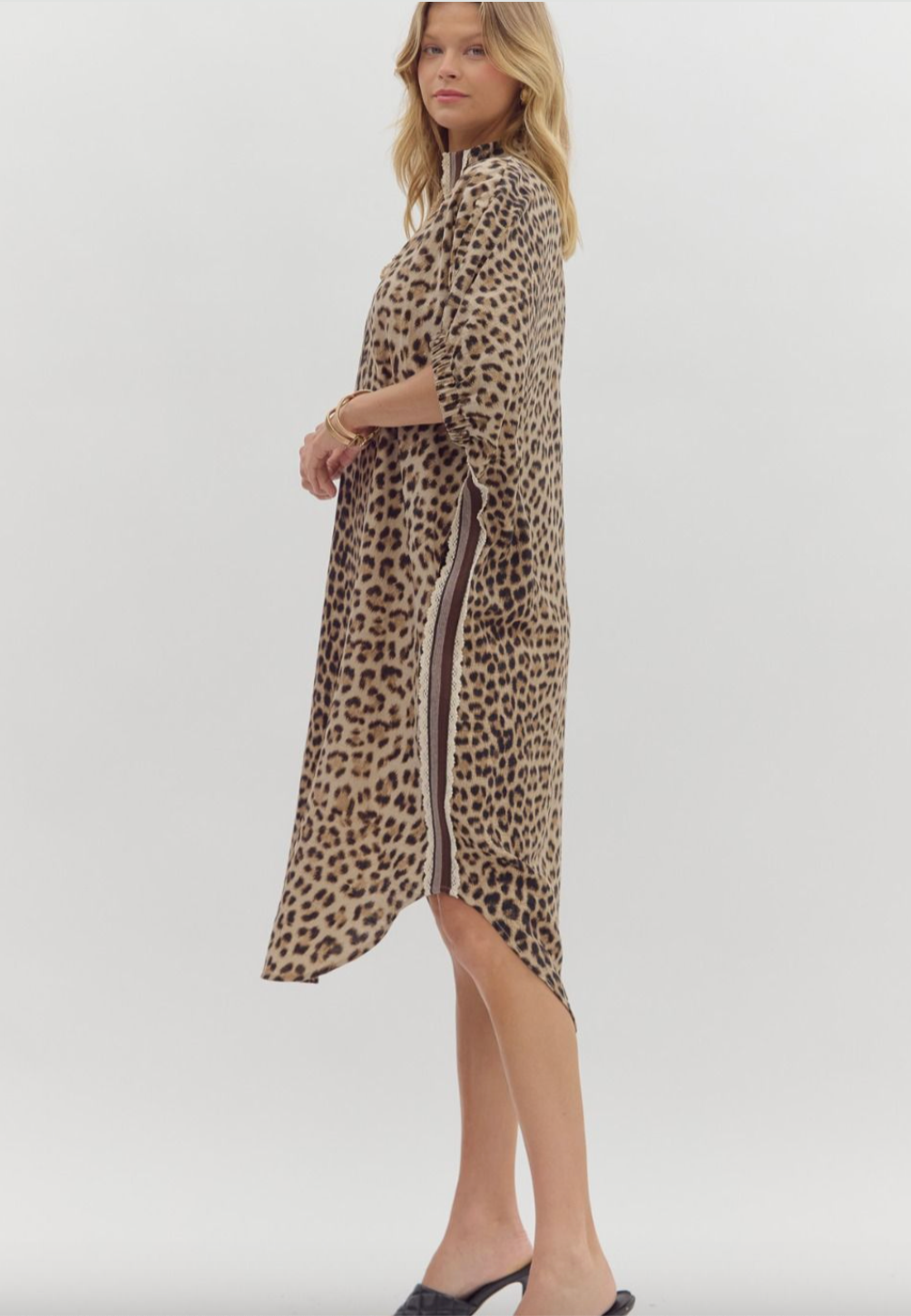 1674 Leopard Track Lines Collar Midi Dress