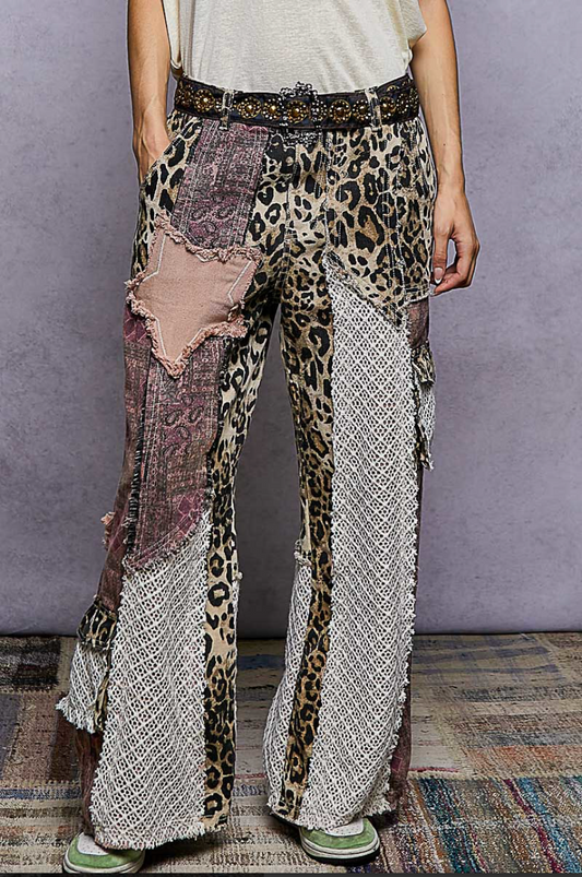 1777 Star Animal Print Crochet Wide Leg Pant