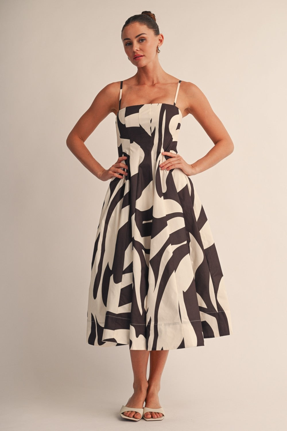 2650 Cream & Brown Print Midi Dress